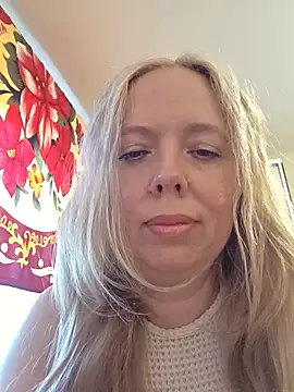 Snapshot of Irina3718 chatting on June 22, 2026, 11:51 am Irina3718 online show from June 22, 2026, 11:51 am
