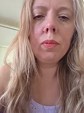 Snapshot of Irina3718 chatting on June 26, 2026, 11:16 am Irina3718 online show from June 26, 2026, 11:16 am