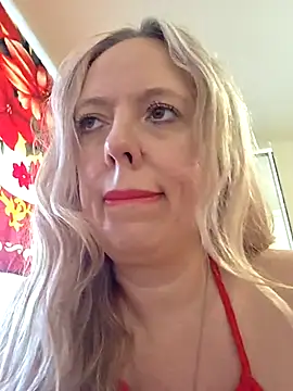 Snapshot of Irina3718 chatting on July 28, 2026, 1:10 pm Irina3718 online show from July 28, 2026, 1:10 pm