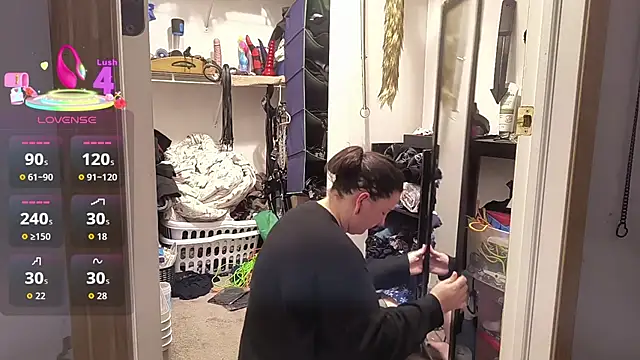 KinkyBratandDaddy online show from October 21, 2025, 3:28 am