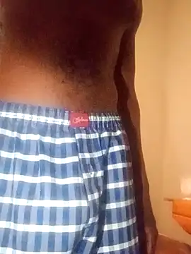 Snapshot of CertifiedSatisfier chatting on February 2, 2026, 11:37 pm CertifiedSatisfier online show from February 2, 2026, 11:37 pm