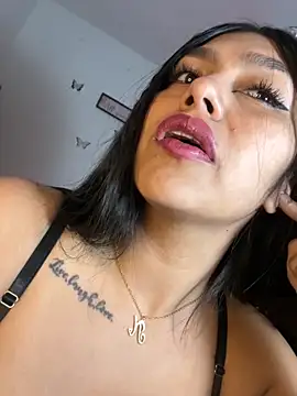 Snapshot of Tania_rendon chatting on September 27, 2025, 12:33 pm Tania rendon online show from September 27, 2025, 12:33 pm