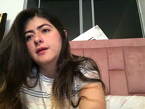 skyler1195 online show from February 27, 2026, 3:40 am