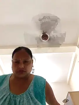 Snapshot of Arohi35 chatting on September 14, 2025, 2:39 pm Arohi35 online show from September 14, 2025, 2:39 pm