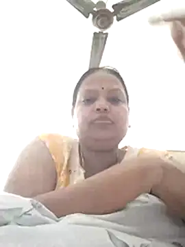 Snapshot of Arohi35 chatting on February 20, 2026, 1:35 pm Arohi35 online show from February 20, 2026, 1:35 pm