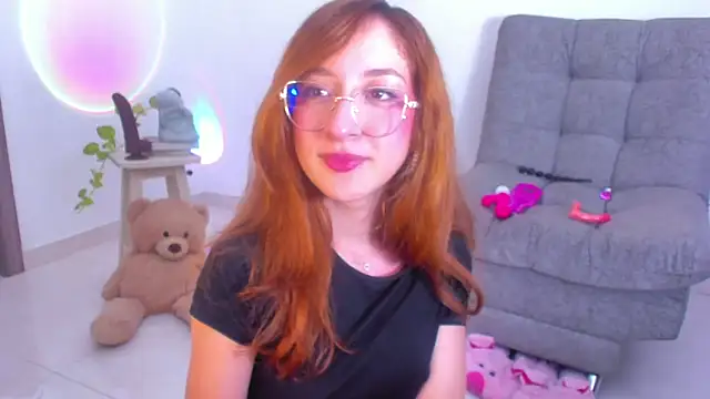 catalina uwu online show from April 2, 2026, 3:57 am