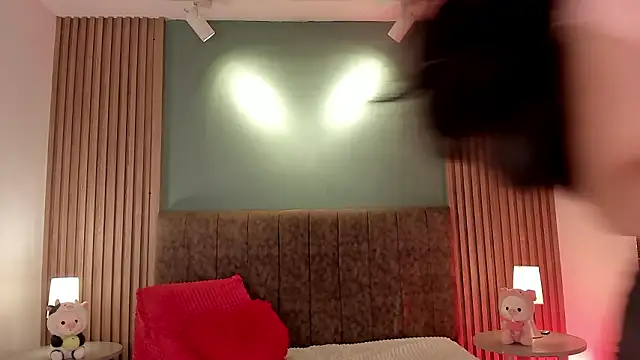 iberiavega online show from February 8, 2026, 7:44 pm