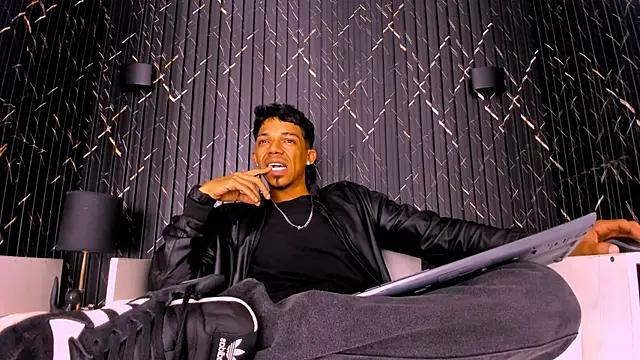 Snapshot of Gregory_Sforza chatting on April 12, 2026, 10:29 am Gregory Sforza online show from April 12, 2026, 10:29 am