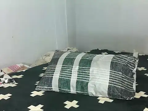 Snapshot of clover_cams1874 chatting on October 7, 2025, 5:25 pm clover cams1874 online show from October 7, 2025, 5:25 pm