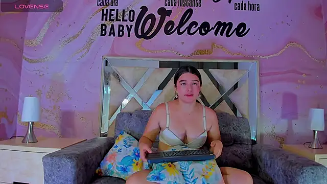 Snapshot of ISA_NICE chatting on March 13, 2025, 4:23 pm ISA NICE online show from March 13, 2025, 4:23 pm