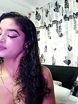 Snapshot of Aphrodite-777 chatting on March 17, 2025, 2:23 pm Aphrodite-777 online show from March 17, 2025, 2:23 pm
