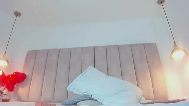 Snapshot of Sofiia_Rossee_ chatting on March 12, 2025, 10:50 pm Sofiia Rossee online show from March 12, 2025, 10:50 pm