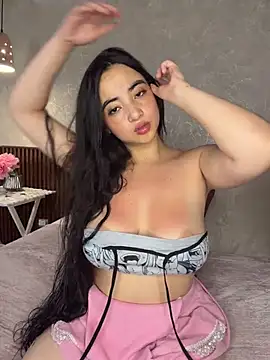 alisonnwalker2025 online show from March 17, 2026, 1:03 pm