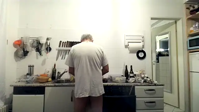 Berg Boy online show from October 25, 2025, 4:00 am