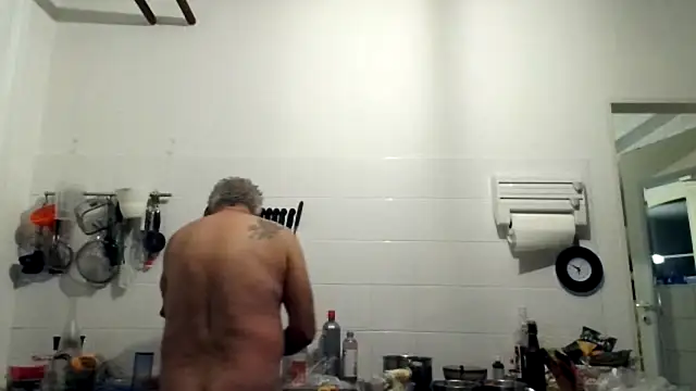 Berg Boy online show from September 18, 2025, 3:53 am