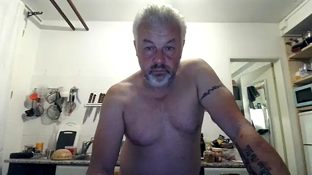 Berg Boy online show from September 12, 2025, 3:17 am