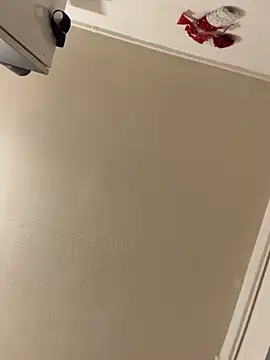 Hugo34bg online show from December 18, 2025, 3:00 am