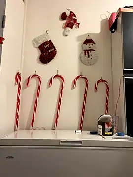 Hugo34bg online show from November 15, 2025, 2:04 am