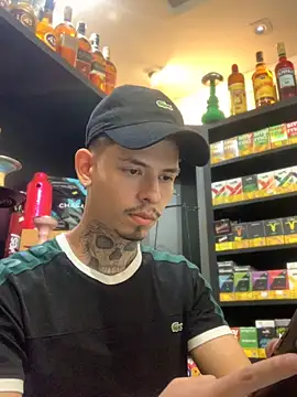 craxybaby online show from November 8, 2025, 4:21 pm