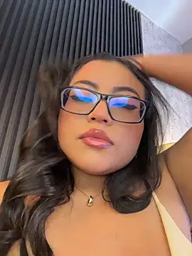 Snapshot of Alexa_Madisson chatting on April 15, 2026, 8:20 pm Alexa Madisson online show from April 15, 2026, 8:20 pm