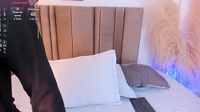 Snapshot of jashh_ chatting on November 22, 2025, 7:02 pm jashh online show from November 22, 2025, 7:02 pm