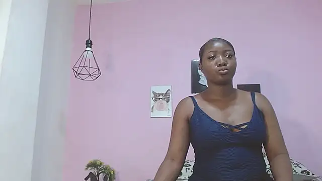 Snapshot of fiorela_madison chatting on September 17, 2025, 12:29 pm fiorela madison online show from September 17, 2025, 12:29 pm