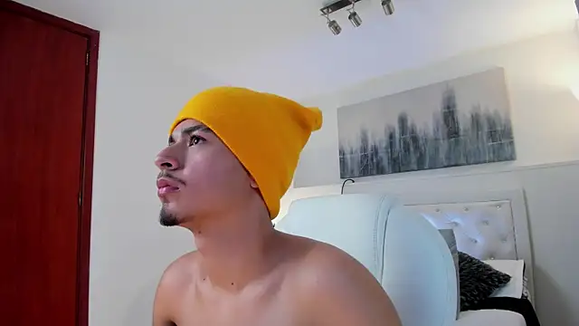 MathewAdams online show from October 1, 2025, 7:07 pm