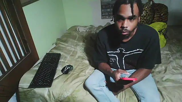 Snapshot of anthonyroth chatting on November 5, 2025, 8:34 pm anthonyroth online show from November 5, 2025, 8:34 pm