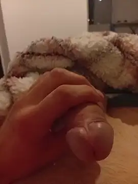 Snapshot of Bosniaae1 chatting on October 28, 2025, 5:23 pm Bosniaae1 online show from October 28, 2025, 5:23 pm