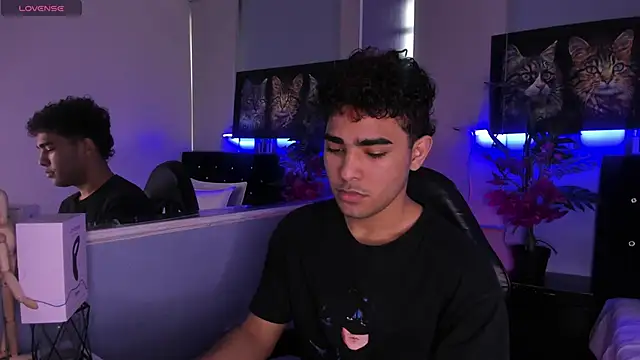 LucasCarterr  online show from November 17, 2025, 12:53 pm