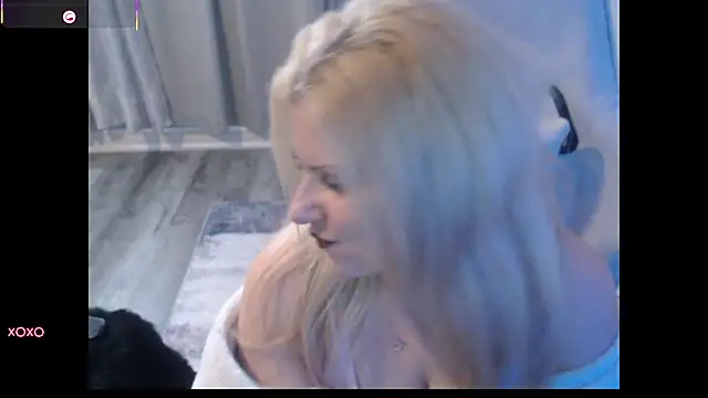 Snapshot of BellaStar84 chatting on March 19, 2025, 2:24 pm BellaStar84 online show from March 19, 2025, 2:24 pm