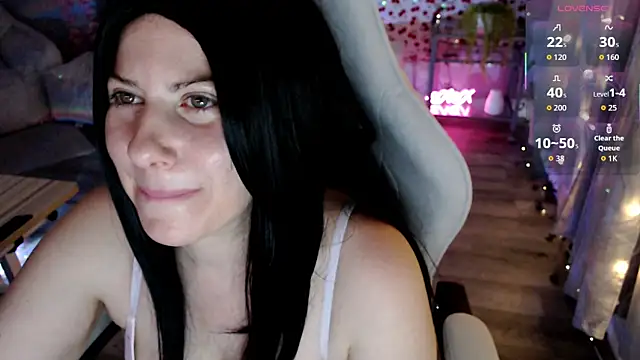 Snapshot of BellaStar84 chatting on May 21, 2026, 8:12 am BellaStar84 online show from May 21, 2026, 8:12 am