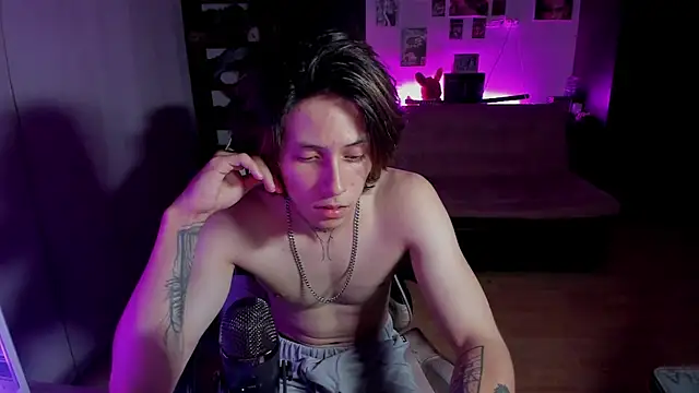 xIce Boy online show from May 15, 2026, 11:47 pm