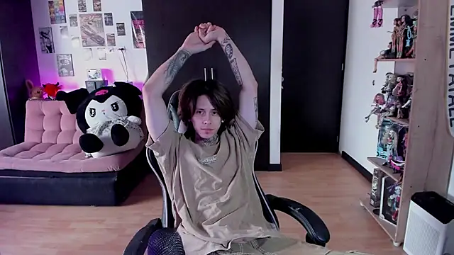 xIce Boy online show from May 21, 2026, 1:19 pm