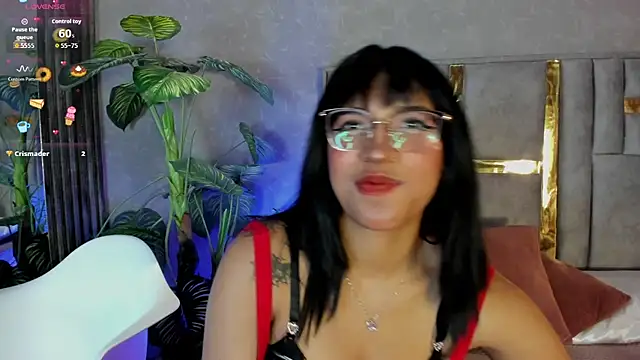 Snapshot of Karin_Ks chatting on July 2, 2026, 3:23 am Karin Ks online show from July 2, 2026, 3:23 am