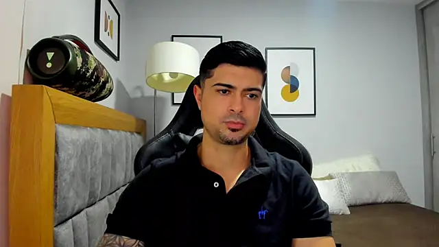 Dante Storm online show from December 22, 2025, 4:07 pm