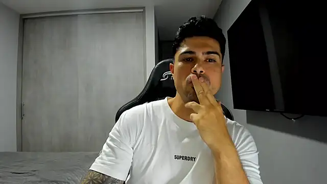 Dante Storm online show from November 22, 2025, 5:17 am