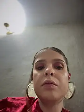 Snapshot of LoganPeny chatting on February 24, 2026, 7:53 am LoganPeny online show from February 24, 2026, 7:53 am