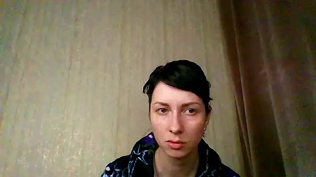 Snapshot of _Black-Panther_ chatting on November 16, 2025, 5:06 pm Black-Panther online show from November 16, 2025, 5:06 pm