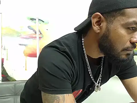 BladeFoxxx1 online show from October 19, 2025, 9:23 am