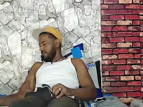 Snapshot of BladeFoxxx1 chatting on March 31, 2026, 3:30 am BladeFoxxx1 online show from March 31, 2026, 3:30 am