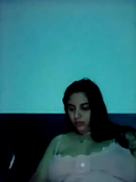 Veramaia online show from June 19, 2026, 11:53 pm