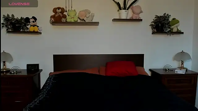 Snapshot of HaleyReedme chatting on February 9, 2026, 8:12 am HaleyReedme online show from February 9, 2026, 8:12 am