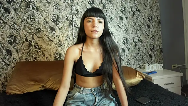 Snapshot of kitty-kryss chatting on March 12, 2025, 5:07 pm kitty-kryss online show from March 12, 2025, 5:07 pm