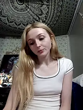 Snapshot of xoemilyfitch chatting on March 13, 2025, 2:05 am xoemilyfitch online show from March 13, 2025, 2:05 am