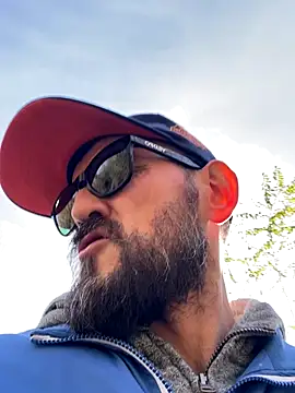 Rimmingtop online show from November 7, 2025, 1:04 pm