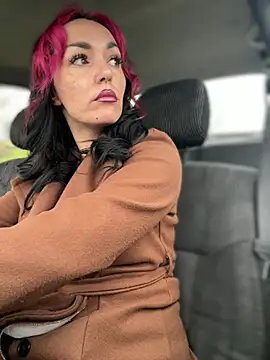 Snapshot of MeganFoxiy chatting on February 14, 2026, 6:13 am MeganFoxiy online show from February 14, 2026, 6:13 am