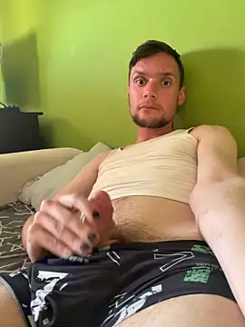 YoungTopGuy online show from April 27, 2026, 4:49 pm