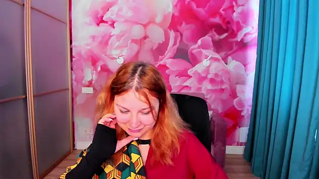AngelinaLow online show from May 12, 2026, 11:27 am