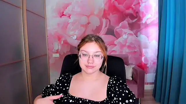 AngelinaLow online show from March 2, 2026, 12:34 pm